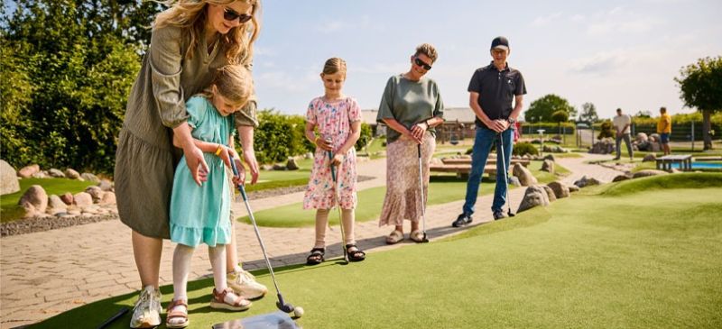 facilities mini golf for the whole family